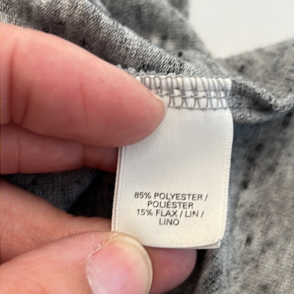 VICTORIA’S Secret Heather gray tank top with front pocket size M - Picture 16 of 16